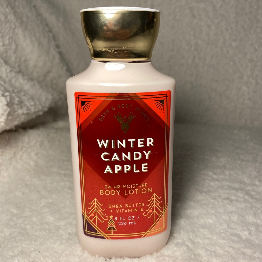 Bath & body works- winter candy apple